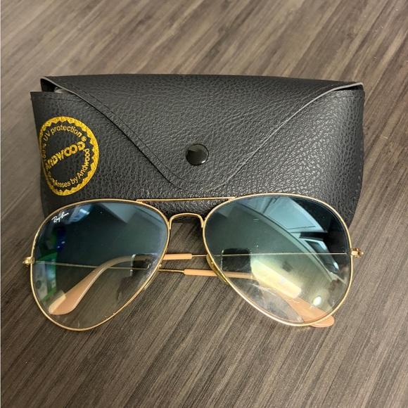 Ray-Ban Gold and Blue Aviator Sunglasses - Picture 2 of 5